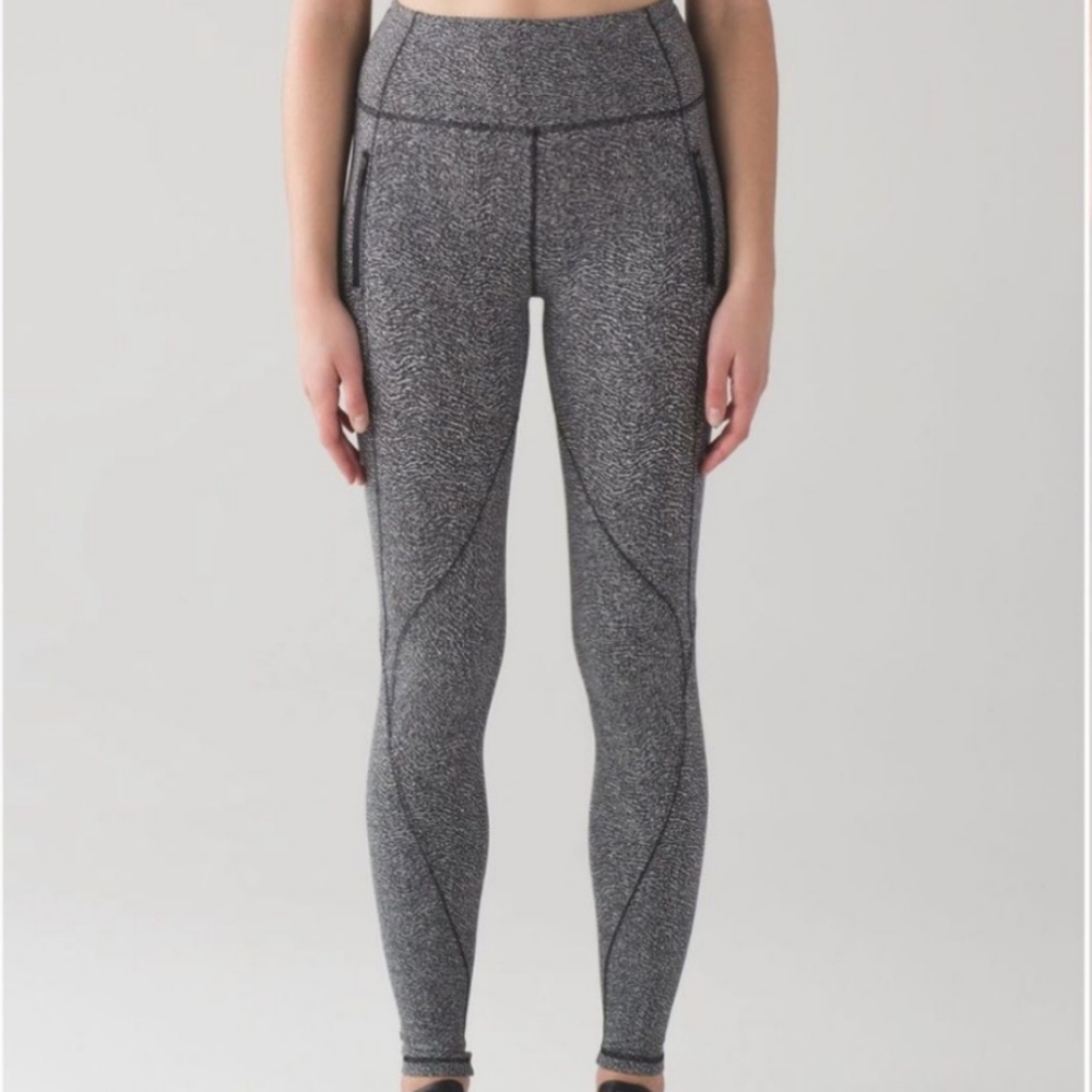 Lululemon Run It Out Tight Legging Sz4 Ripple Jacquard